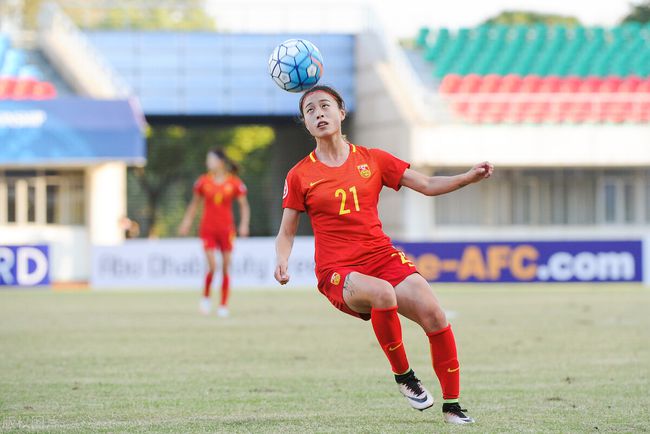 CCTV5直播女足亚洲杯决赛遭球迷口诛笔伐新华网国际足联球迷祝贺